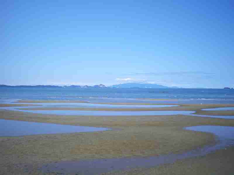 āEu났̏h@cvqVq̊yѐ˓C̓X]ށB(sinmaiko Mudflat)